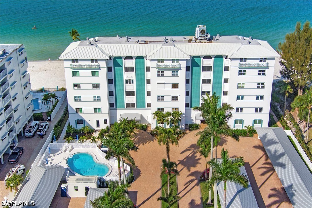 2 Bed Waterfront Home for Sale in Naples, photo 21