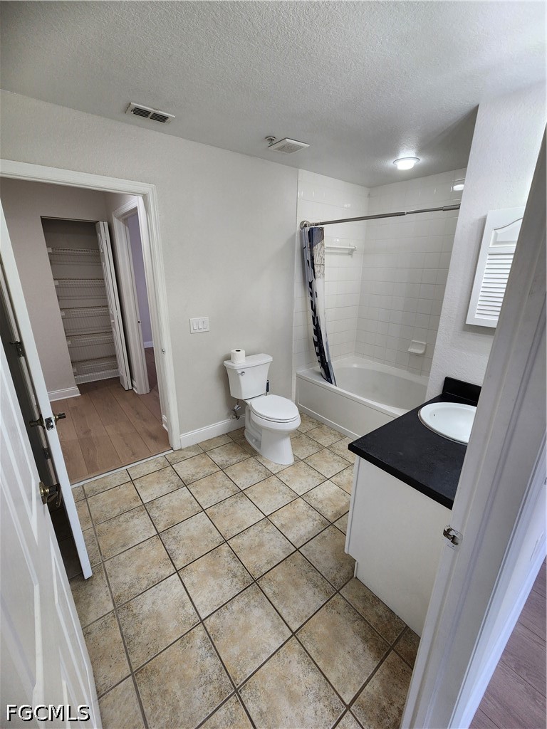 2 Bed Waterfront Home for Sale in Naples, photo 21