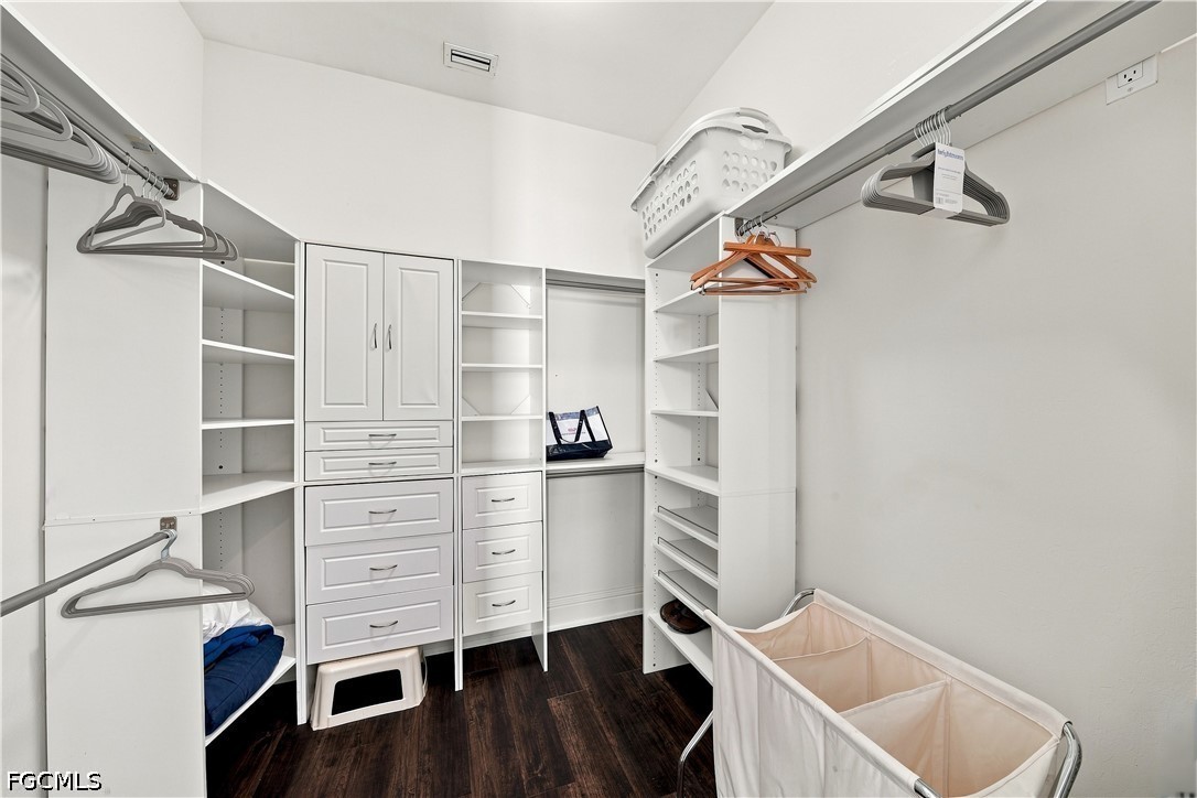 3 Bed Condominium for Sale in Bella Vita, photo 21