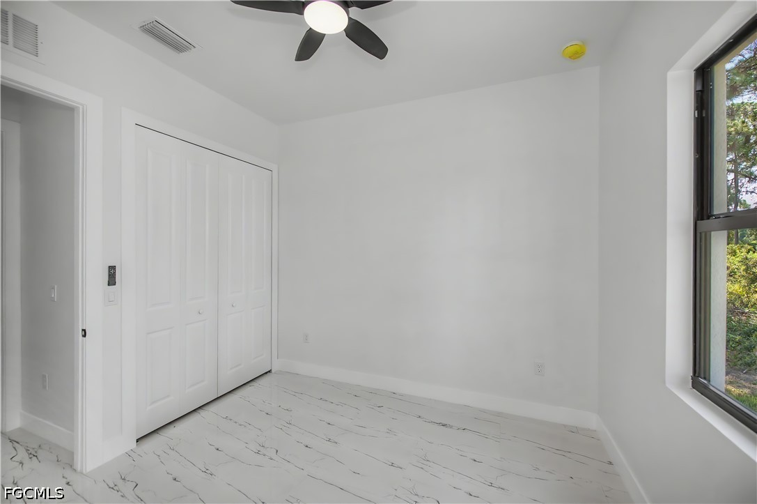 3 Bed SingleFamilyResidence for Sale in Lehigh Acres, photo 21