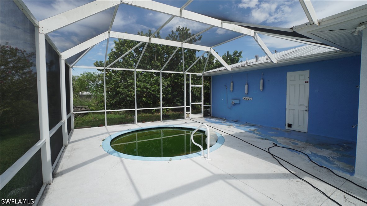 2 Bed Pool Home for Sale in Cape Coral, photo 21