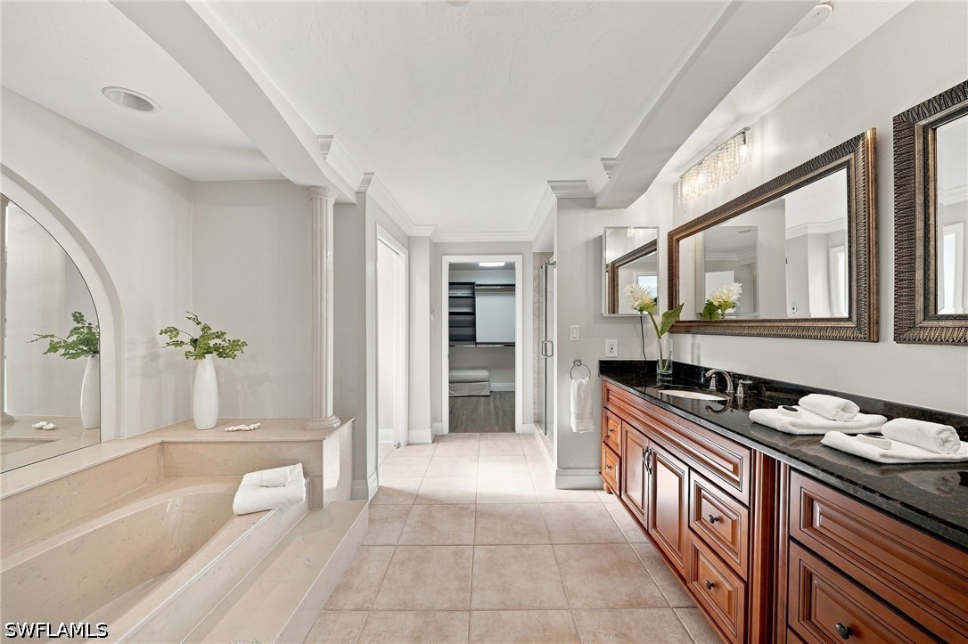 4 Bed Pool Home for Sale in Park Shore, photo 21