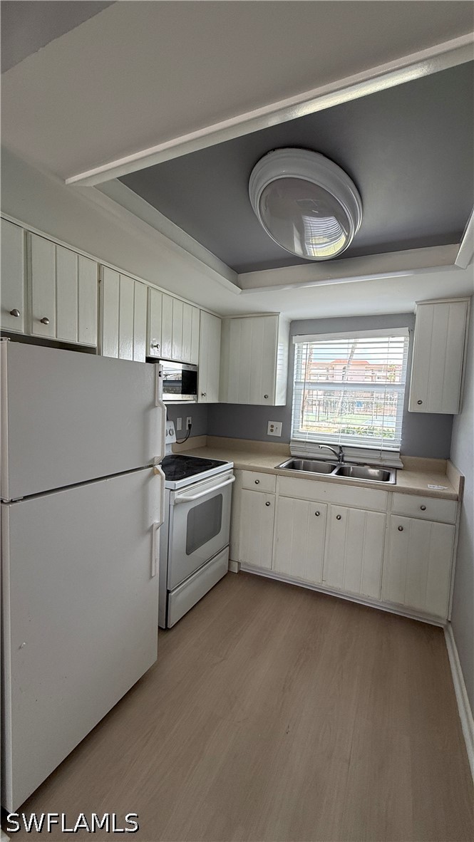 2 Bed Condominium for Sale in Royal Palm Point, photo 21