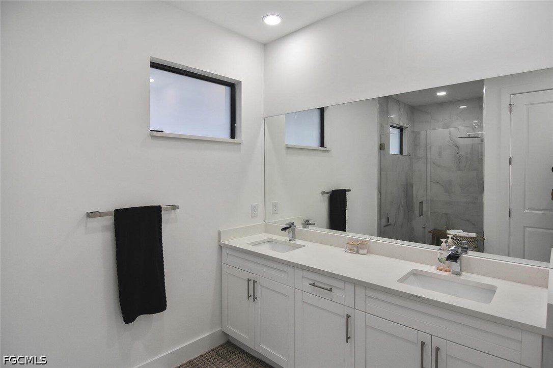 3 Bed Pool Home for Sale in Cape Coral, photo 21