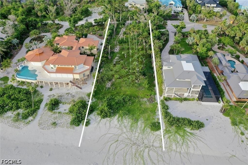 Waterfront Home for Sale in Metes And Bounds, photo 21