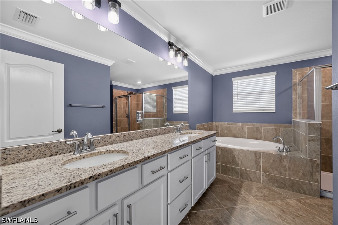 4 Bed Pool Home for Sale in Castalina, photo 21
