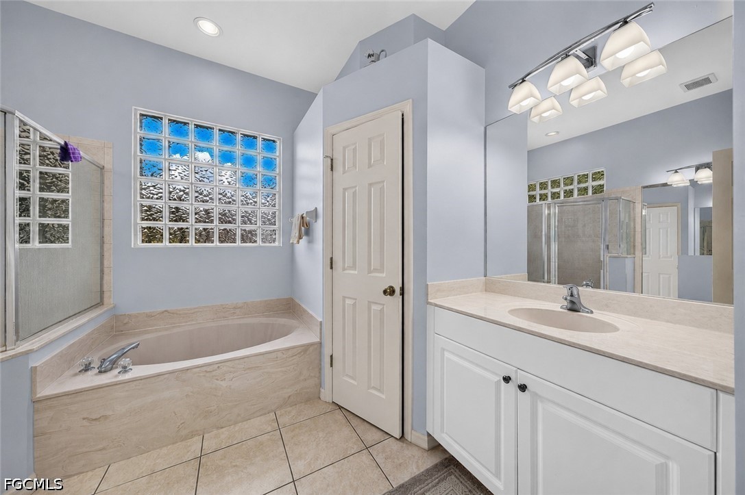 3 Bed Pool Home for Sale in Lehigh Acres, photo 21