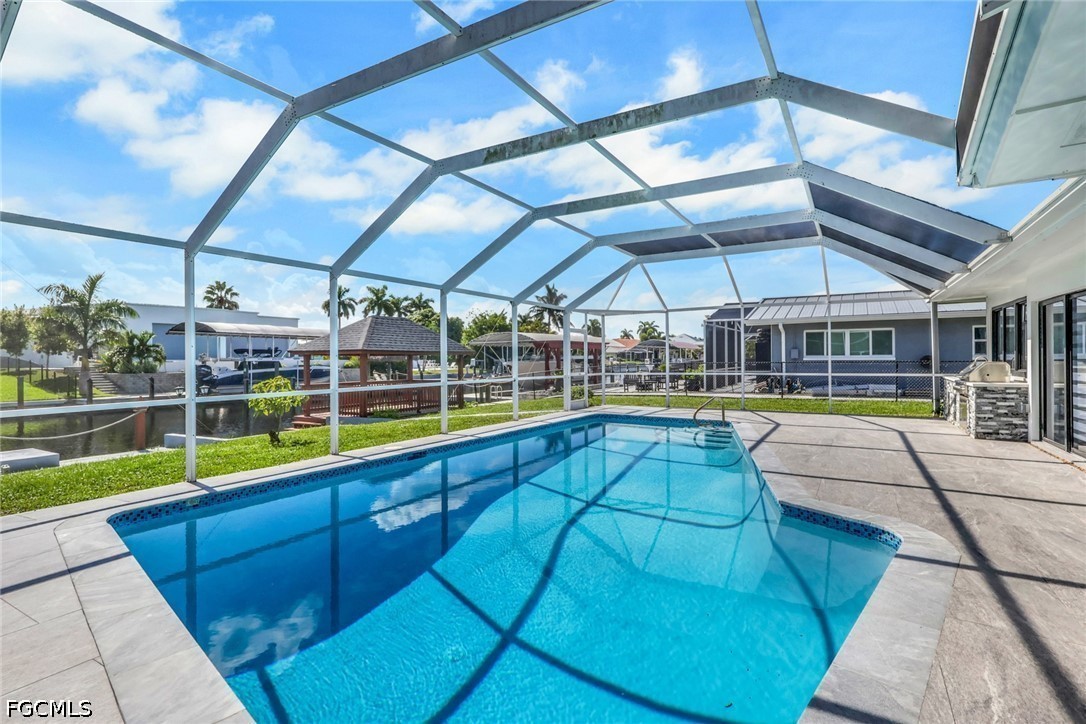 3 Bed Pool Home for Sale in Cape Coral, photo 21