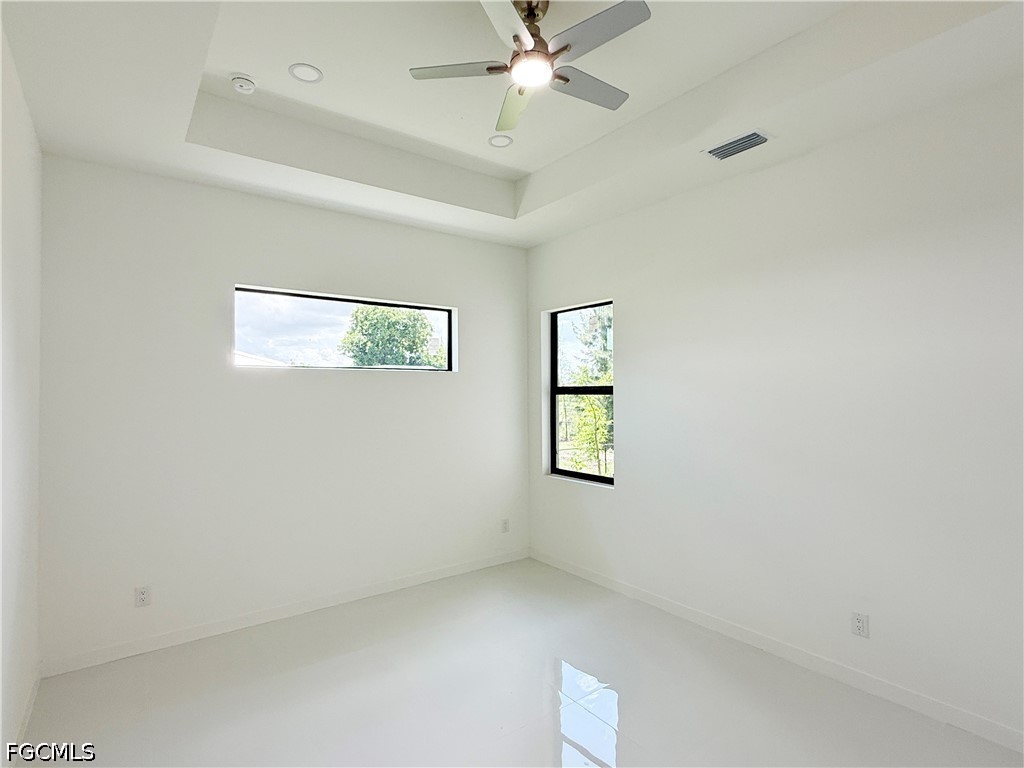 4 Bed SingleFamilyResidence for Sale in Cape Coral, photo 21