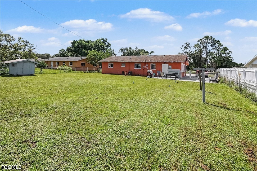 3 Bed SingleFamilyResidence for Sale in Fort Myers, photo 21