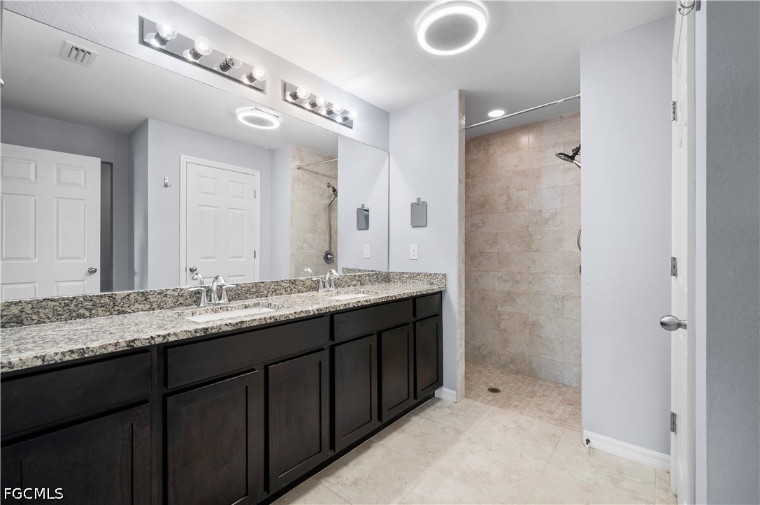 4 Bed SingleFamilyResidence for Sale in Cape Coral, photo 21