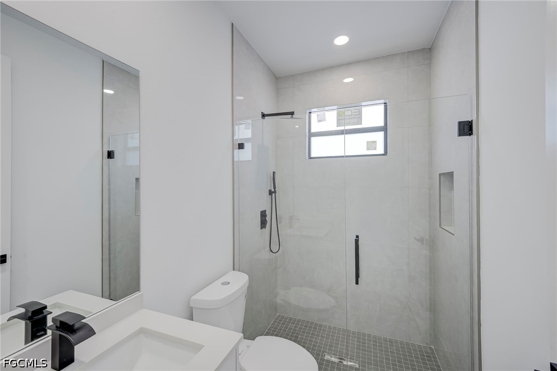 3 Bed SingleFamilyResidence for Sale in Lehigh Acres, photo 21