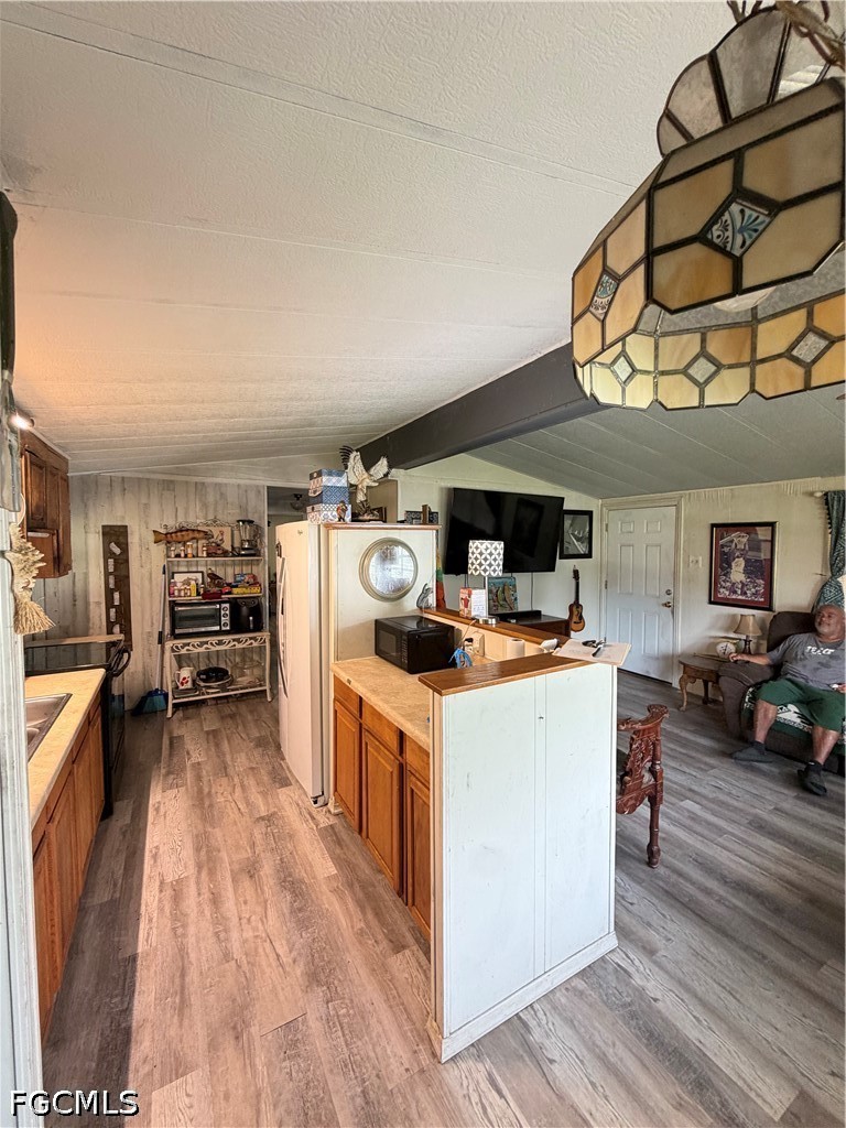 2 Bed Pool Home for Sale in Moore Haven, photo 21