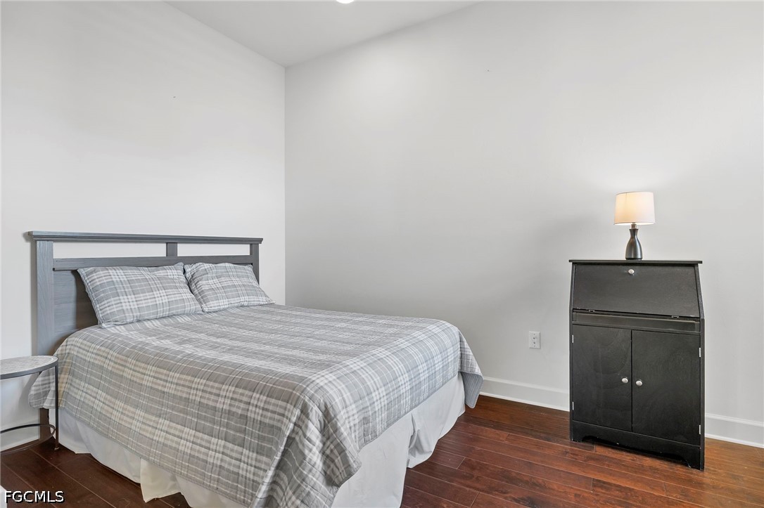 3 Bed Condominium for Sale in Somerset, photo 21