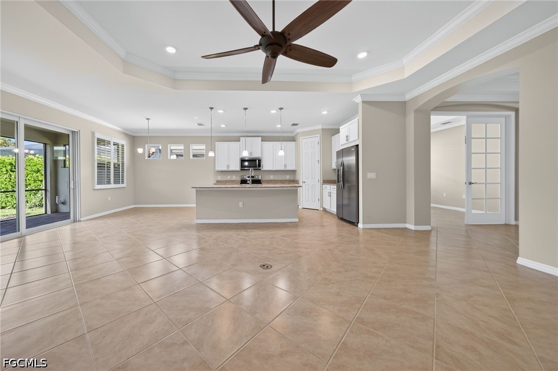 4 Bed SingleFamilyResidence for Sale in Venetian Pointe, photo 21