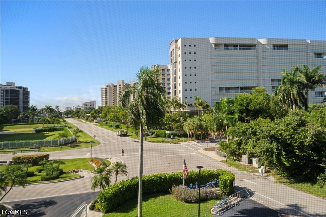 Condominium for Sale in Vanderbilt Towers, photo 21