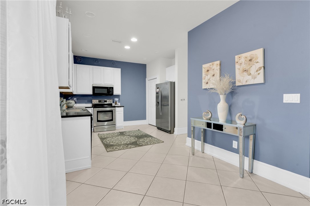 4 Bed SingleFamilyResidence for Sale in Lehigh Acres, photo 21