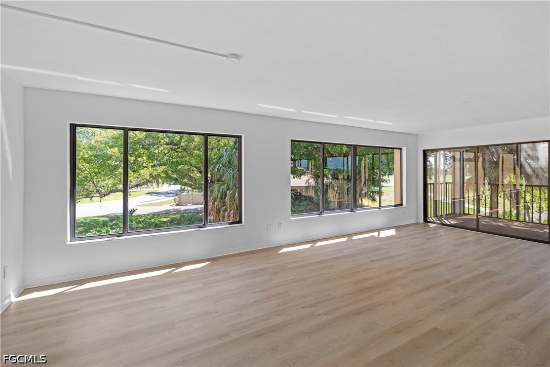 2 Bed Condominium for Sale in Sparrowood, photo 21