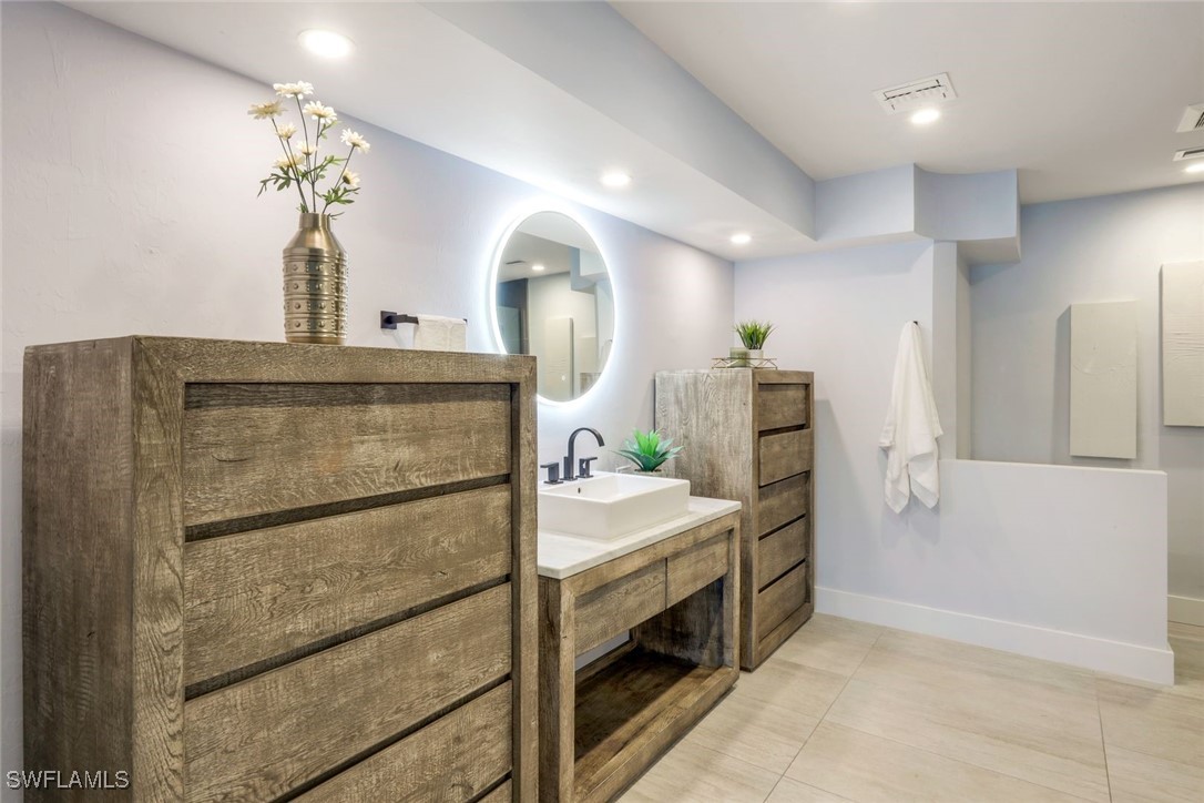 3 Bed Waterfront Home for Sale in La Jolla, photo 22