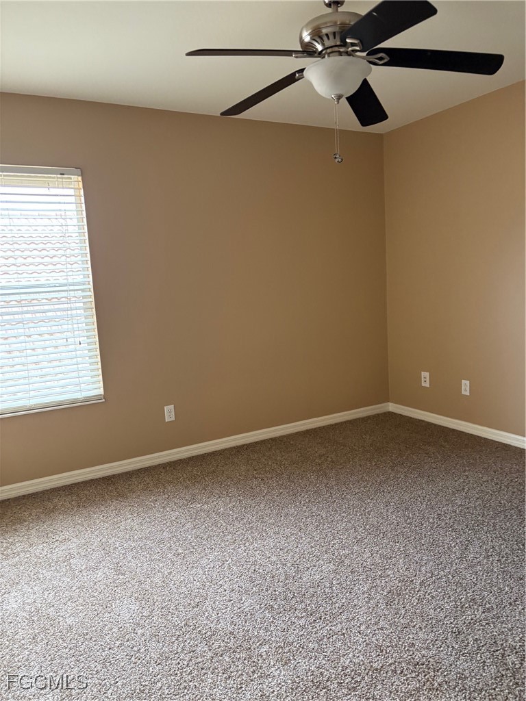 4 Bed Waterfront Home for Sale in Fort Myers, photo 22