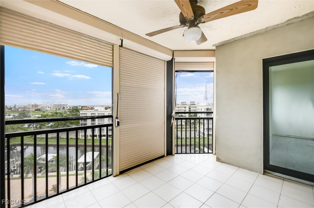 2 Bed Waterfront Home for Sale in Harbour Pointe Condo, photo 22