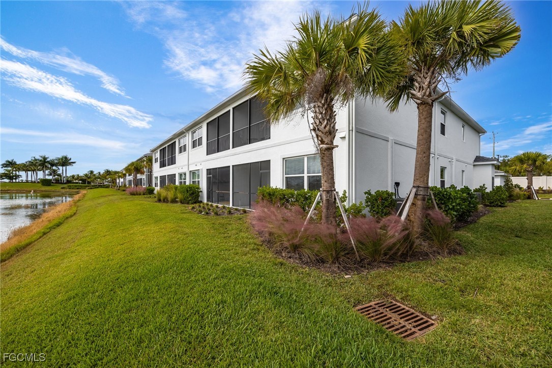 2 Bed Waterfront Home for Sale in Fort Myers, photo 22