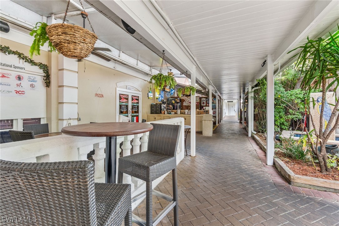 Condominium for Sale in Naples, photo 22