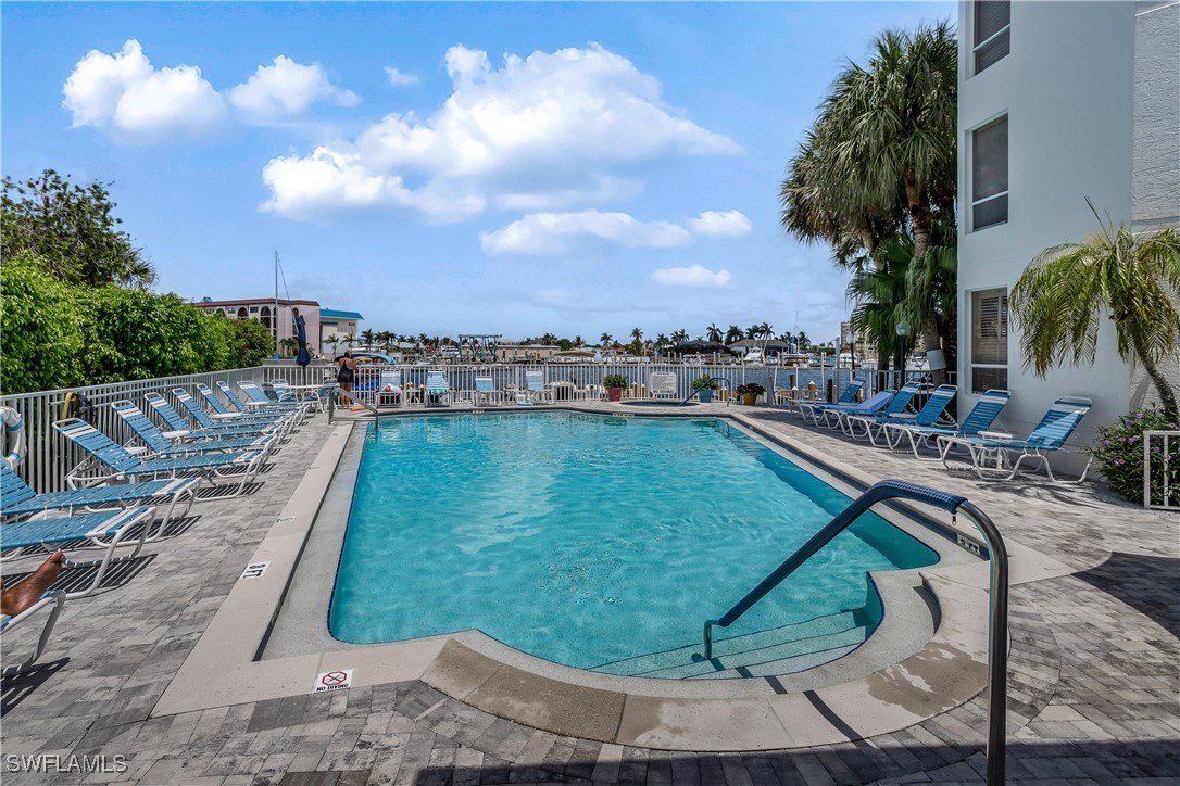 2 Bed Waterfront Home for Sale in Marco Island, photo 22
