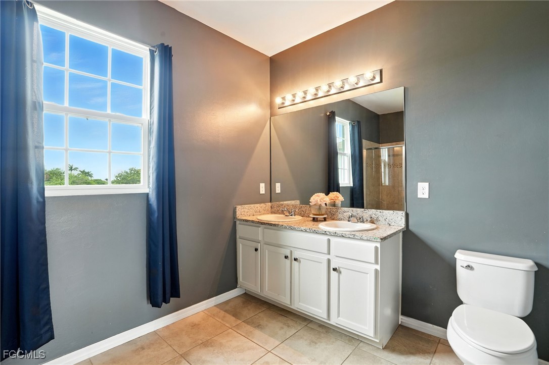 4 Bed SingleFamilyResidence for Sale in Cape Coral, photo 22