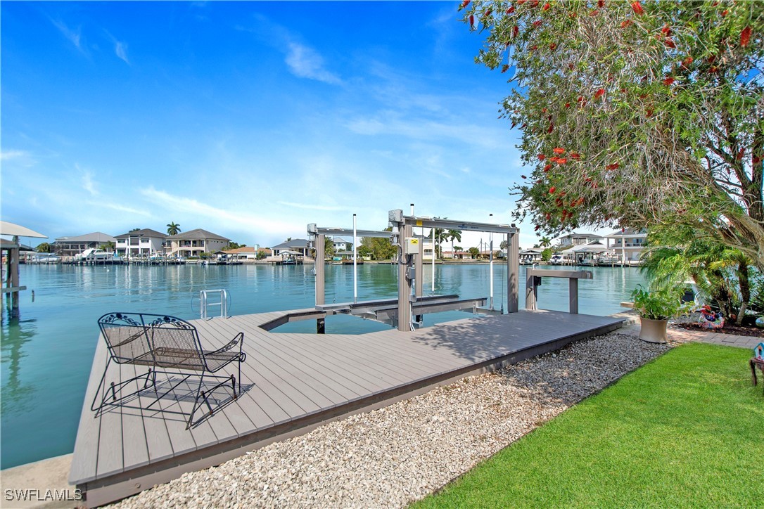 2 Bed Pool Home for Sale in Isles Of Capri, photo 22