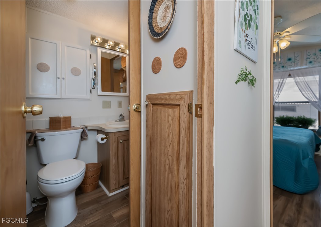 1 Bed ManufacturedHome for Sale in North Fort Myers, photo 22