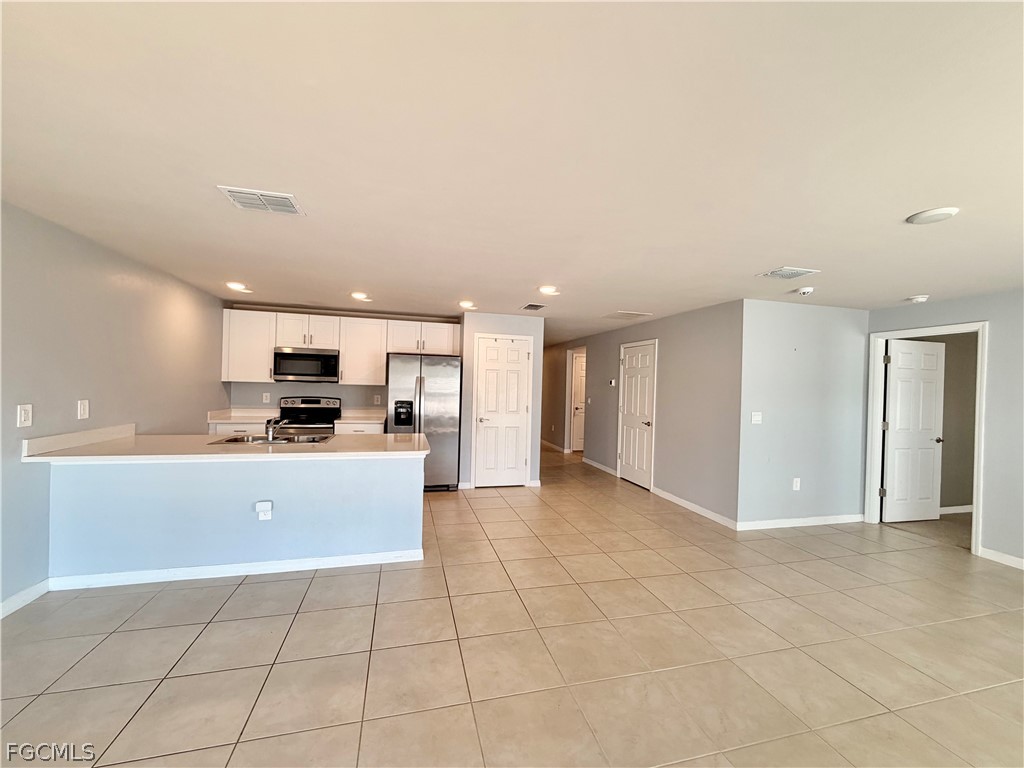 4 Bed SingleFamilyResidence for Sale in Labelle, photo 22