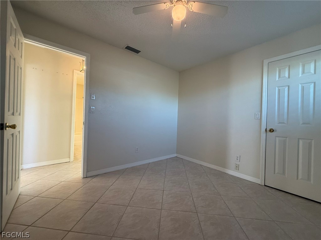 3 Bed SingleFamilyResidence for Sale in Cape Coral, photo 22