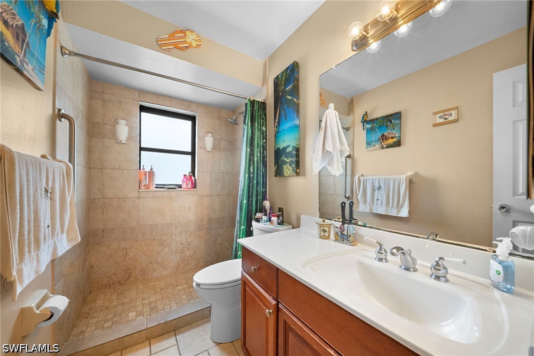 3 Bed Pool Home for Sale in San Carlos Park, photo 22