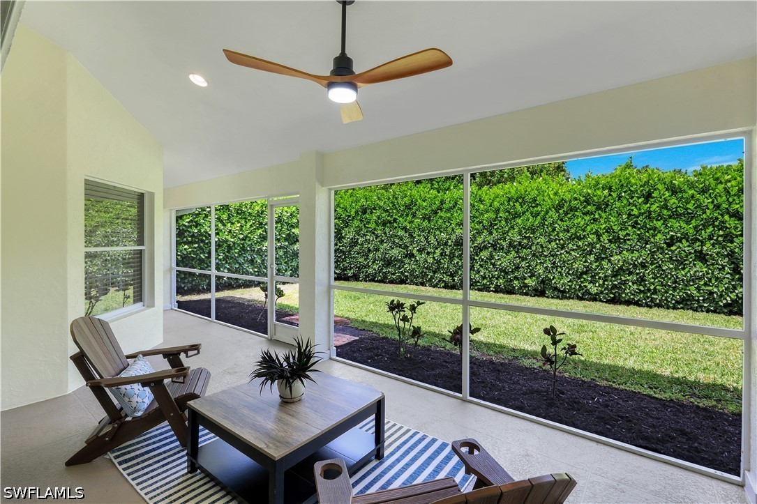 2 Bed SingleFamilyResidence for Sale in Naples, photo 22