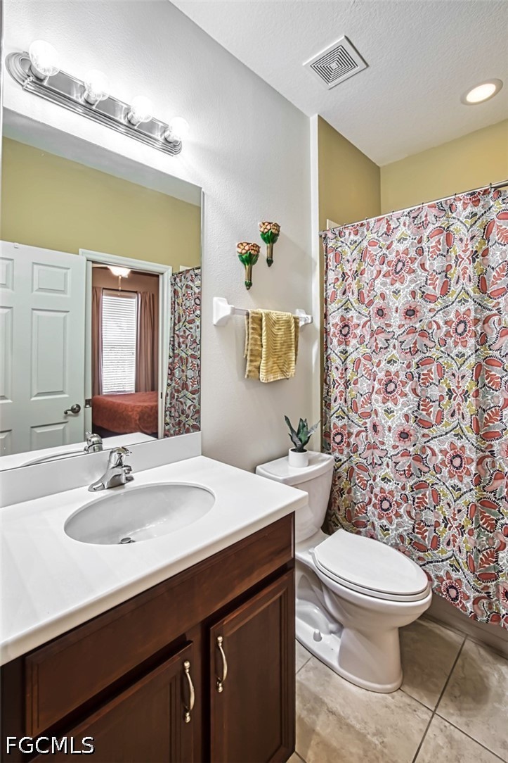 2 Bed Waterfront Home for Sale in Fort Myers, photo 22