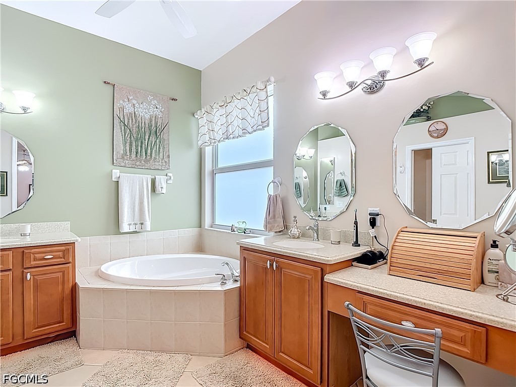 2 Bed Waterfront Home for Sale in Palm Island, photo 22