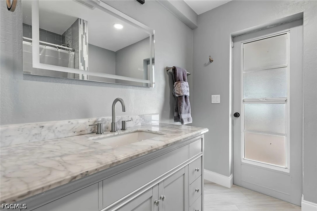 3 Bed Pool Home for Sale in Cape Coral, photo 22