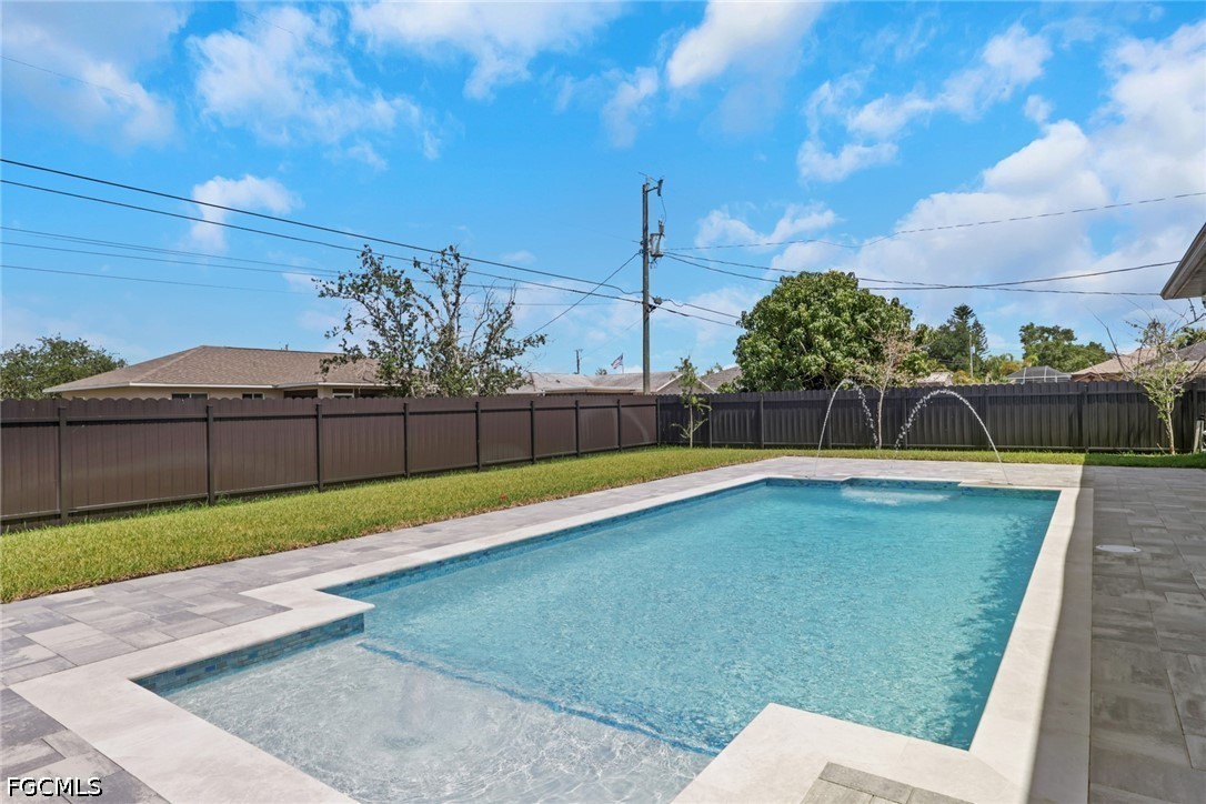 3 Bed Pool Home for Sale in Cape Coral, photo 22