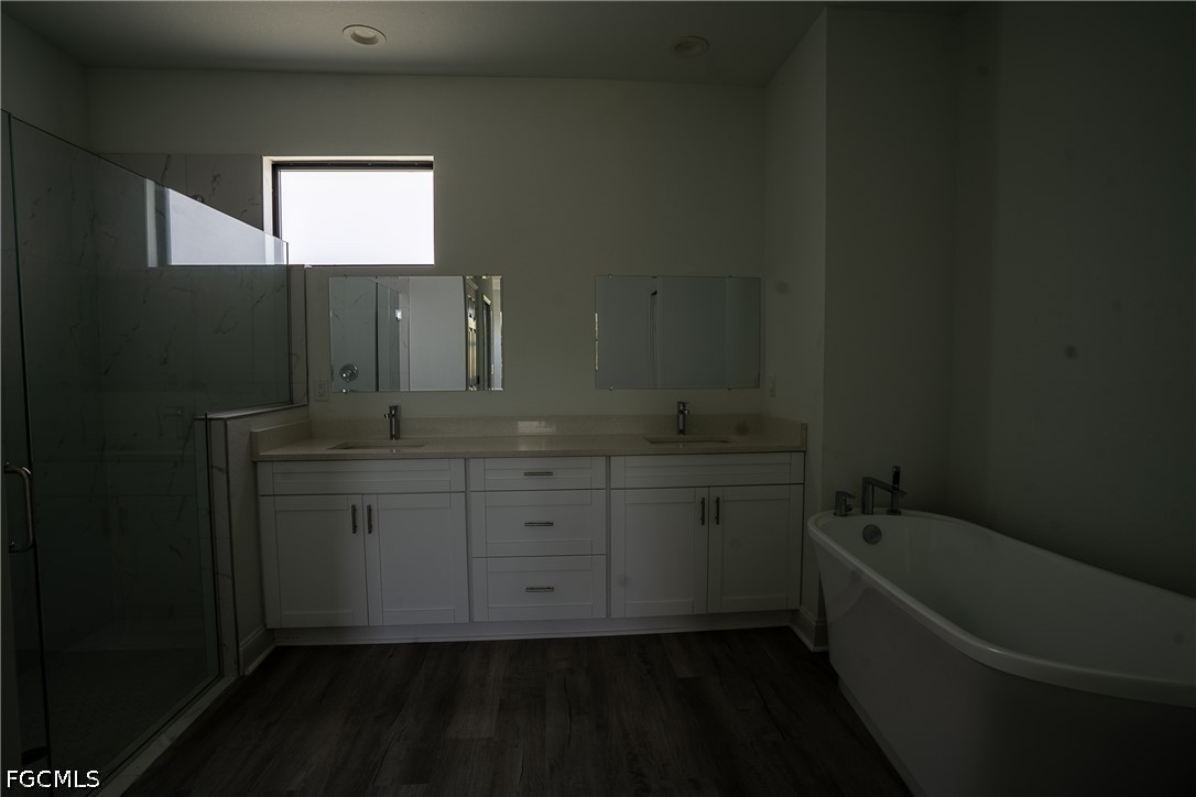 3 Bed SingleFamilyResidence for Sale in Port Charlotte, photo 22