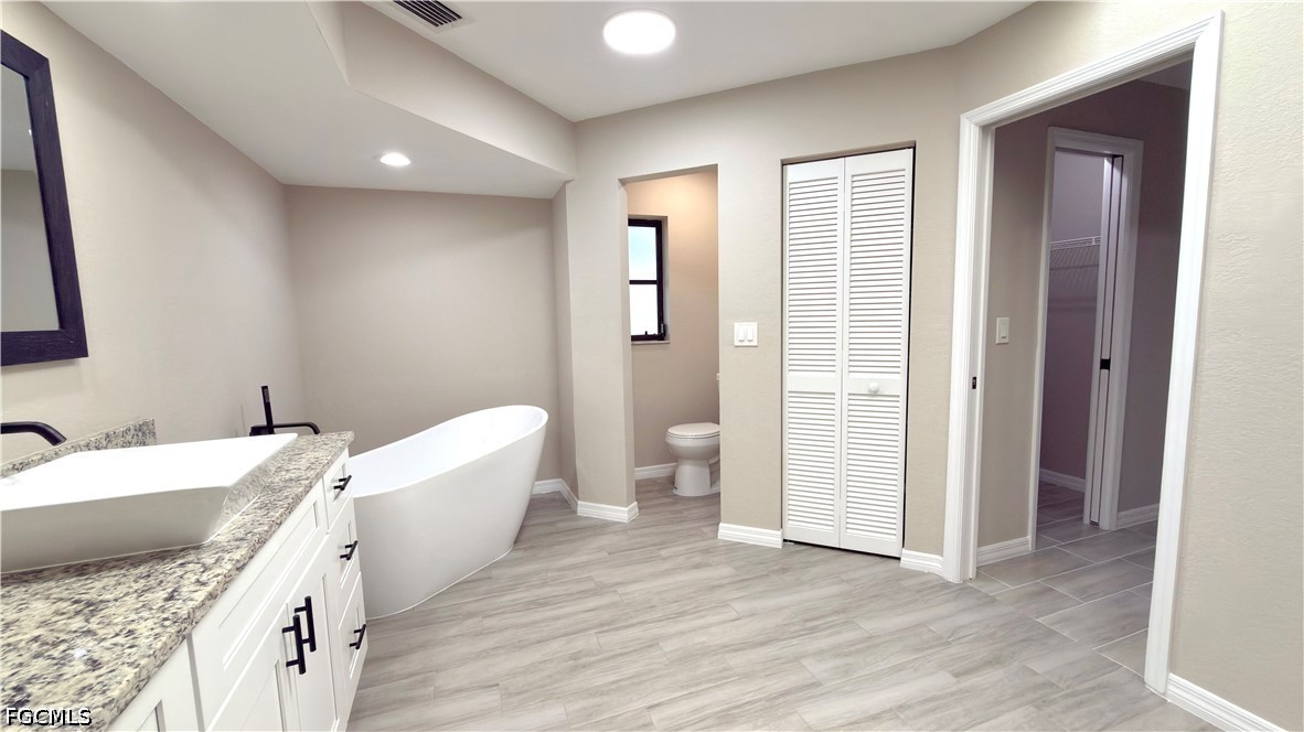3 Bed Pool Home for Sale in Port Charlotte, photo 22