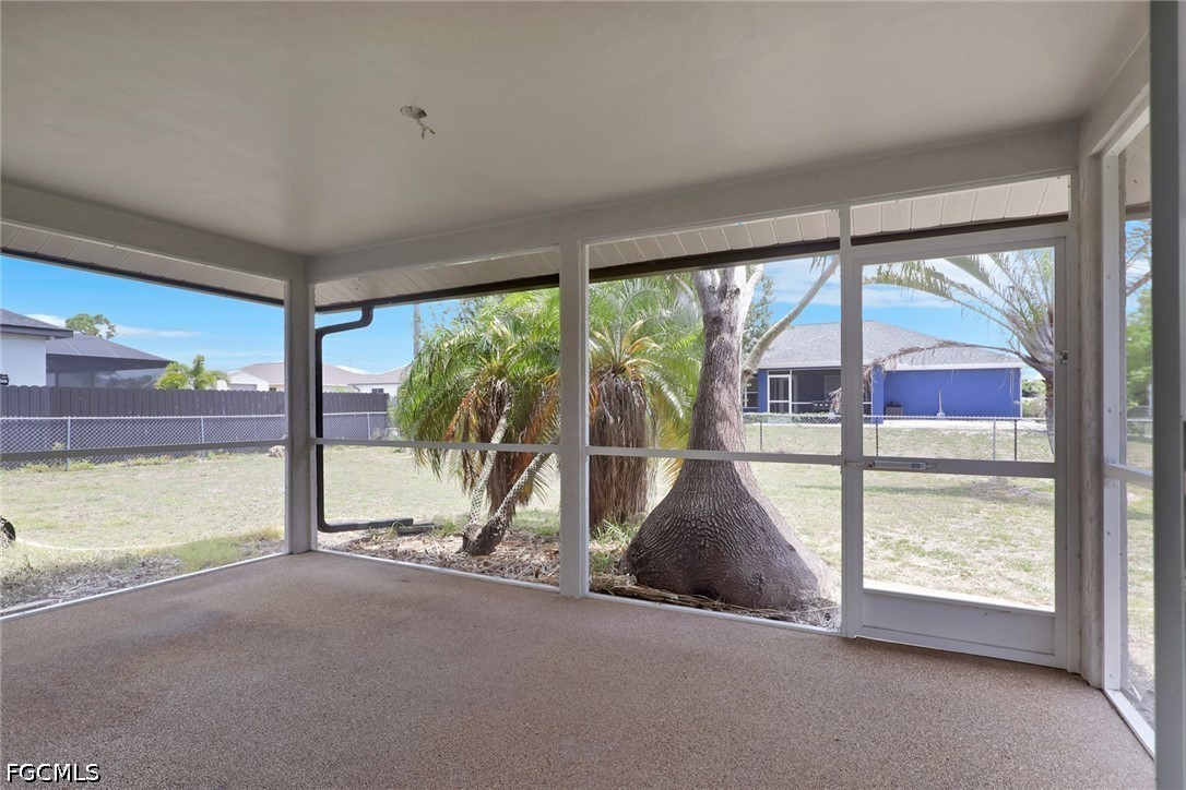 3 Bed SingleFamilyResidence for Sale in Cape Coral, photo 22