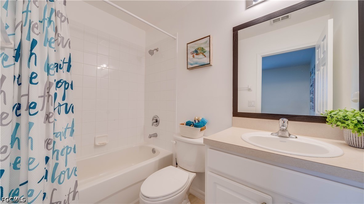 2 Bed Waterfront Home for Sale in Fort Myers, photo 22