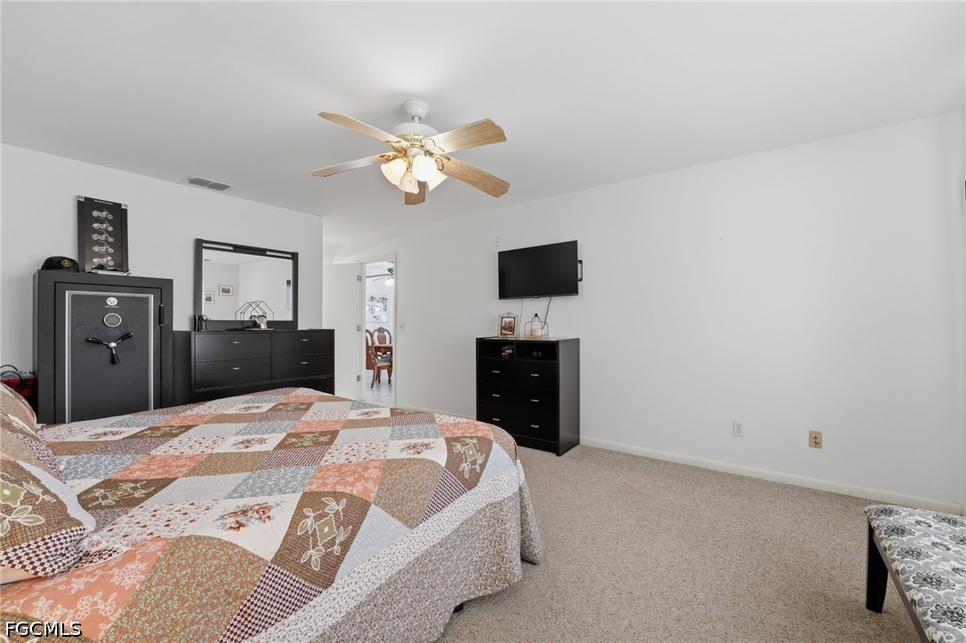 3 Bed Pool Home for Sale in Cape Coral, photo 22