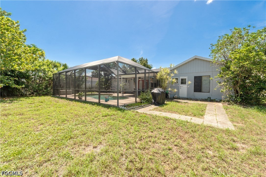 2 Bed Pool Home for Sale in Cape Coral, photo 22