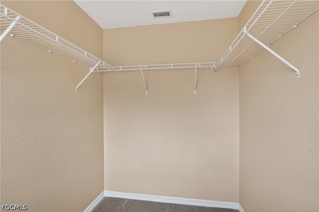 4 Bed SingleFamilyResidence for Sale in Fort Myers, photo 22