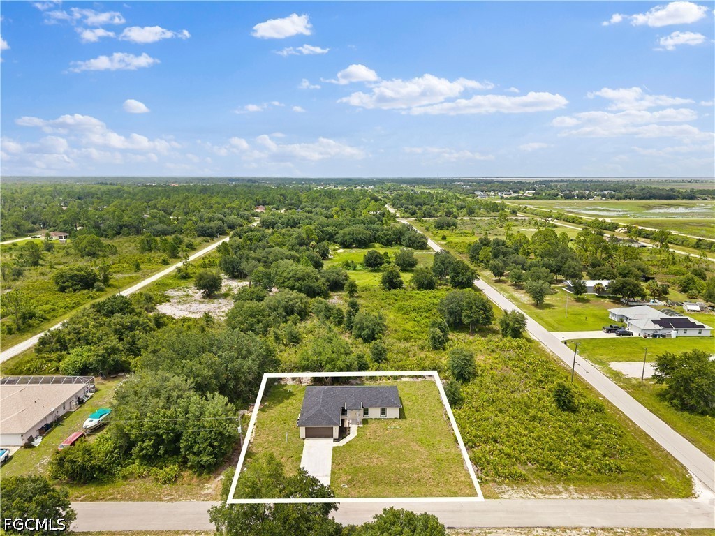 4 Bed SingleFamilyResidence for Sale in Lehigh Acres, photo 22