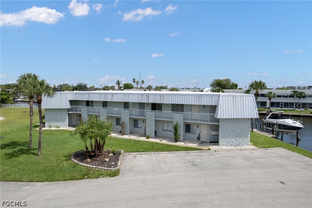 2 Bed Waterfront Home for Sale in Cape Coral, photo 22