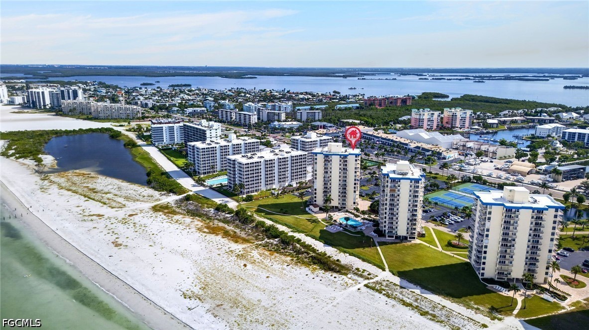 1 Bed Waterfront Home for Sale in Fort Myers Beach, photo 22