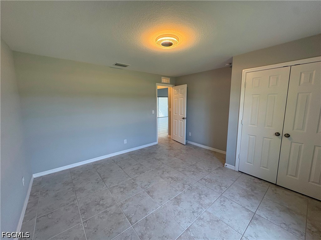3 Bed SingleFamilyResidence for Sale in Cape Coral, photo 22